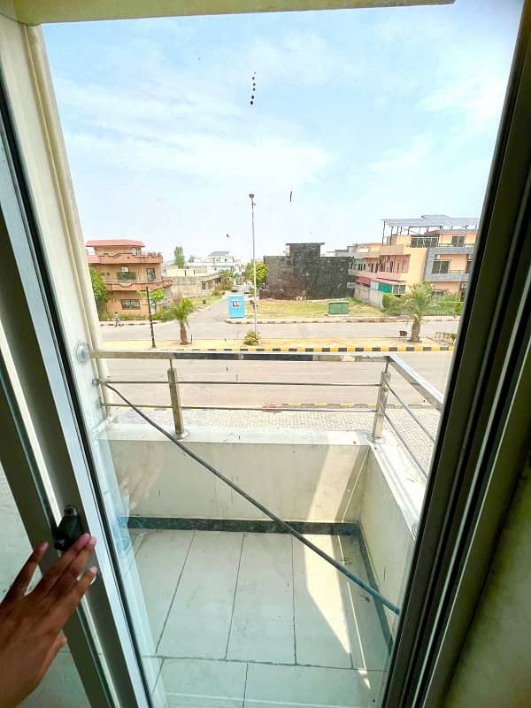 870 2 BEDROOM FIRST FLOOR FLAT FOR SALE MULTI F-17 ISLAMABAD 9