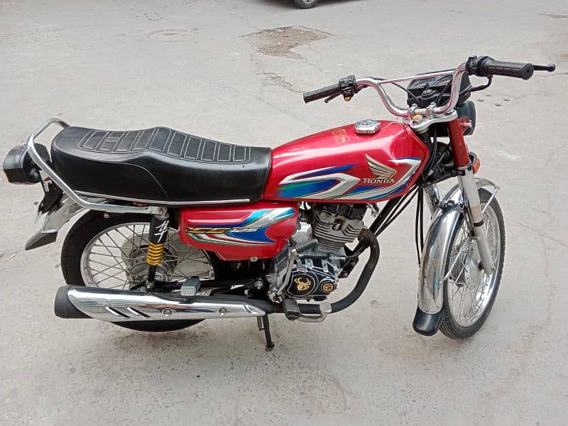 2022 model lush condition bike total genuine bike available for sale 5