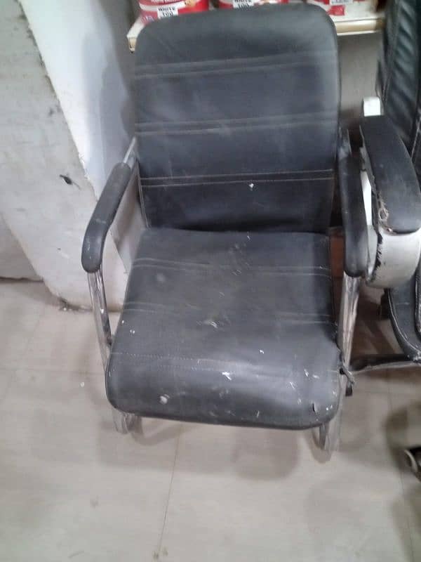 Office Chair Set with foot rester 3