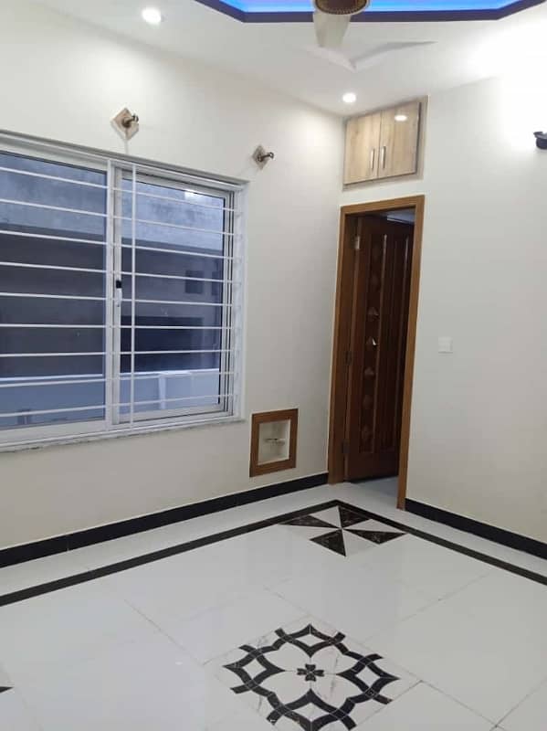 5 MARLA BRAND NEW HOUSE FOR SALE G-13/1 ISLAMABAD ALL FACILITY AVAILABLE CDA APPROVED SECTOR 1