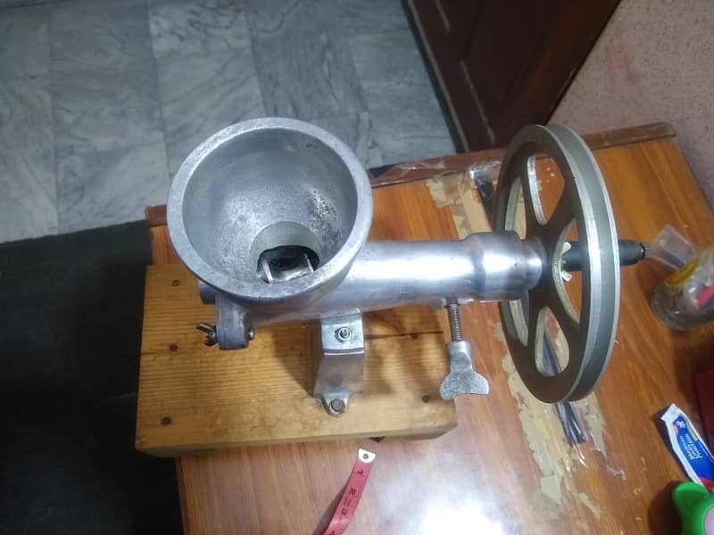 Manual Juicer Machine for Sale – Efficient & Durable! 7