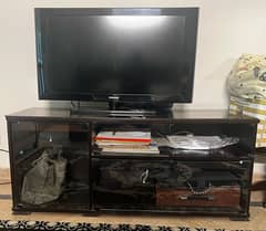 TV unit with 2 matching side tables