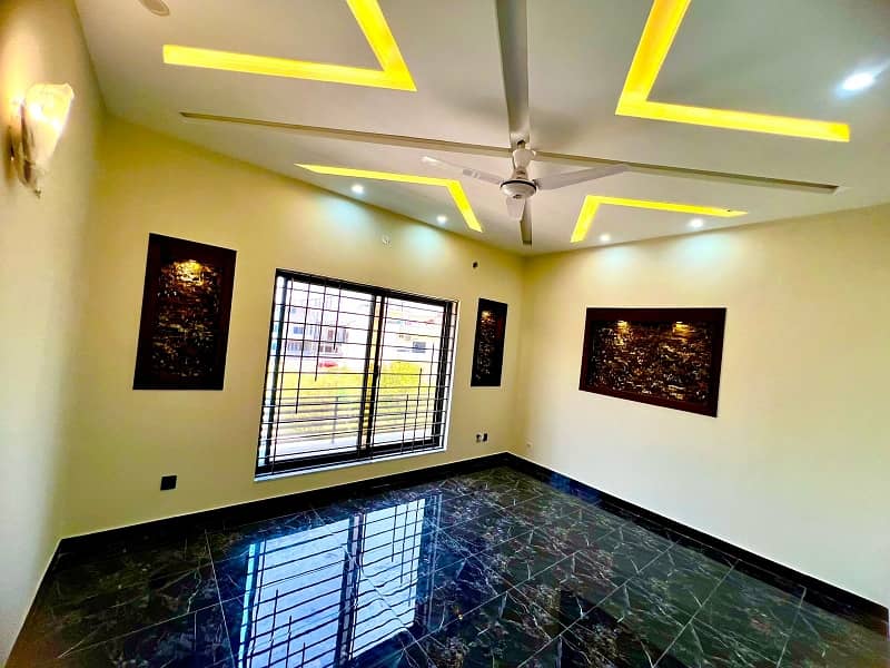 8 MARLA LUXURY BRAND NEW HOUSE FOR SALE MULTI F-17 ISLAMABAD 3