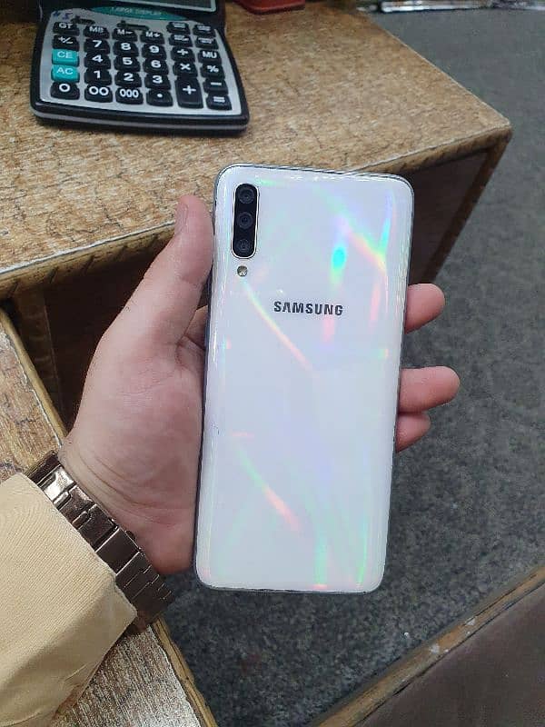 GALAXY A70 0