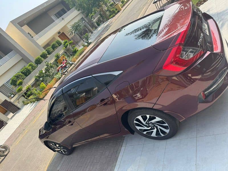 Honda Civic Oriel 2019 9