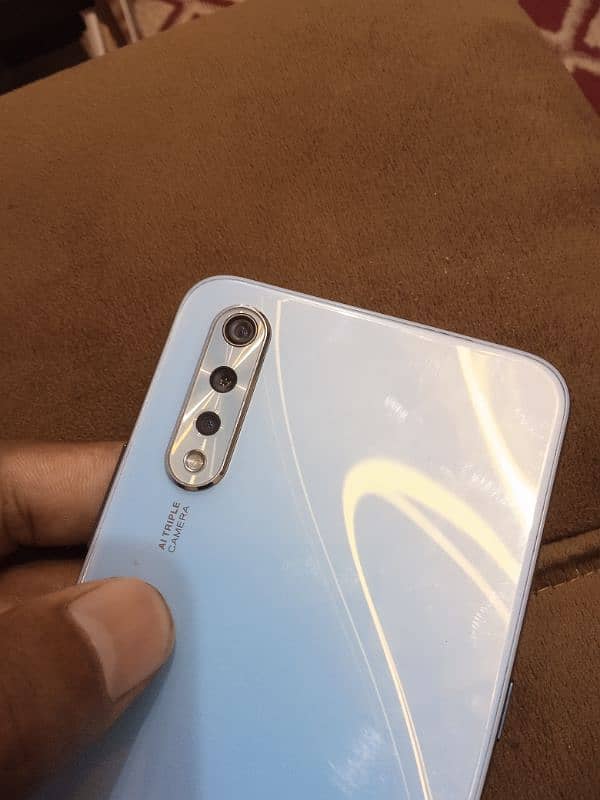 vivo s1 3