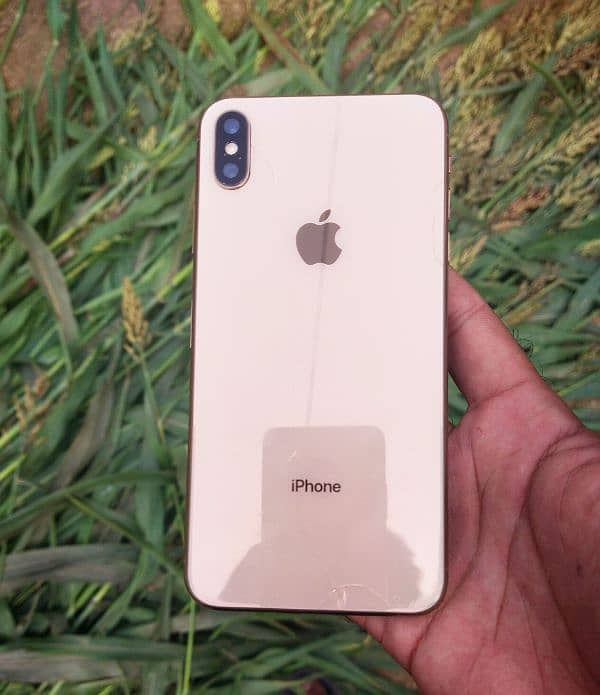 I Phone Xsmax 64gb Tru Tone On betry health 79 Condition bilkul lush 0