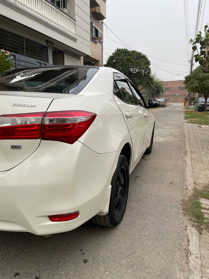 Toyota Corolla GLI 2019 4