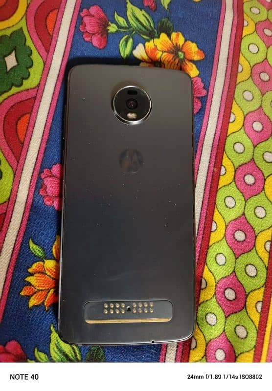 Moto Z4 4/128 10/10 Condition Indisplay Fingerprint 0