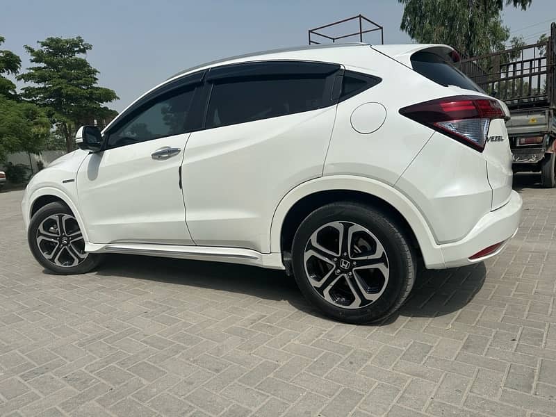 Honda Vezel 2016 4