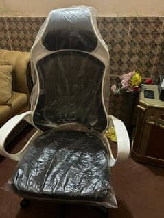 Gaming chair Brand New