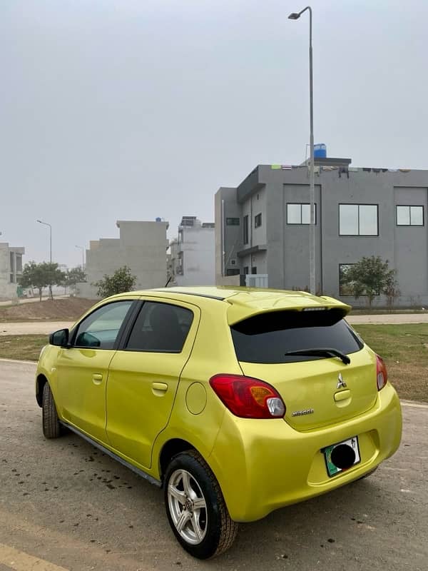 Mitsubishi Mirage 2017 3