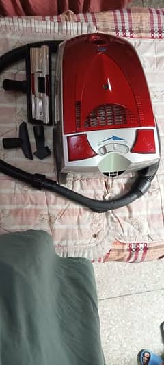 Vacuum Cleaner 10+10 condition