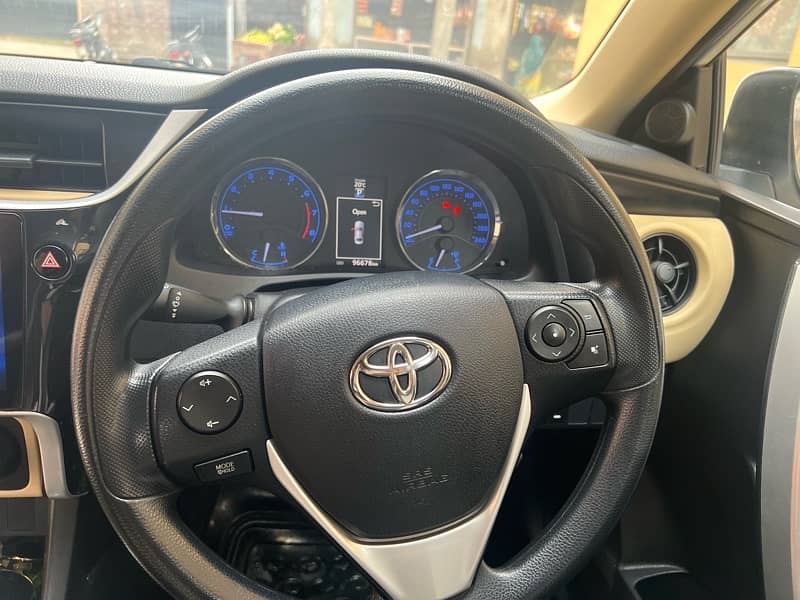 Toyota Corolla Altis 2018 6