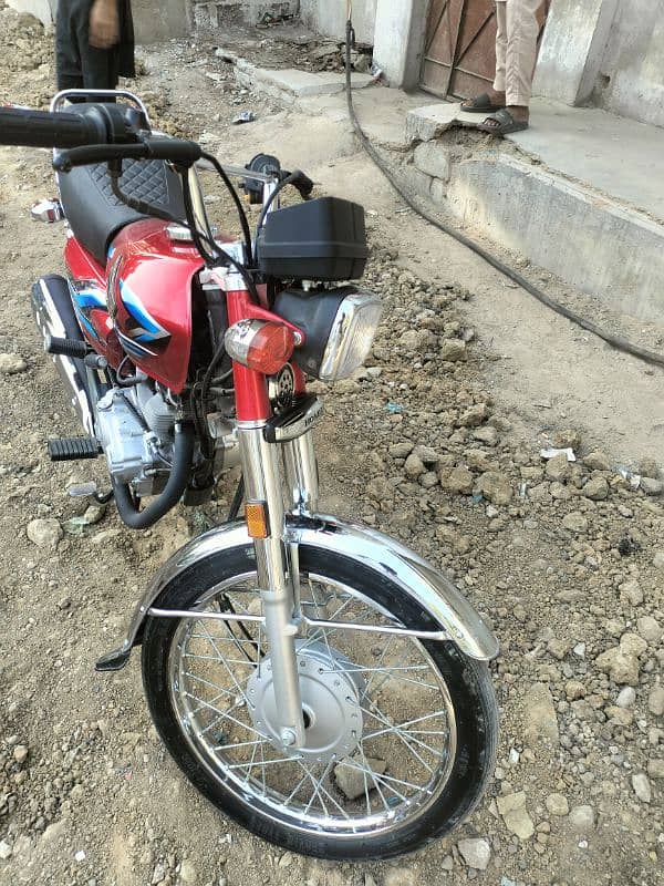 Honda 125 model 24 Hyderabad number 03142260991 2