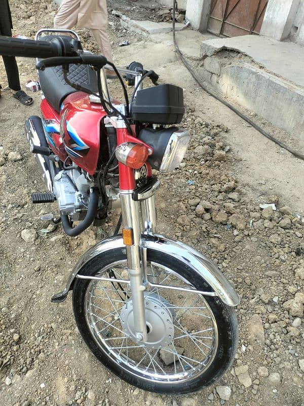 Honda 125 model 24 Hyderabad number 03142260991 3