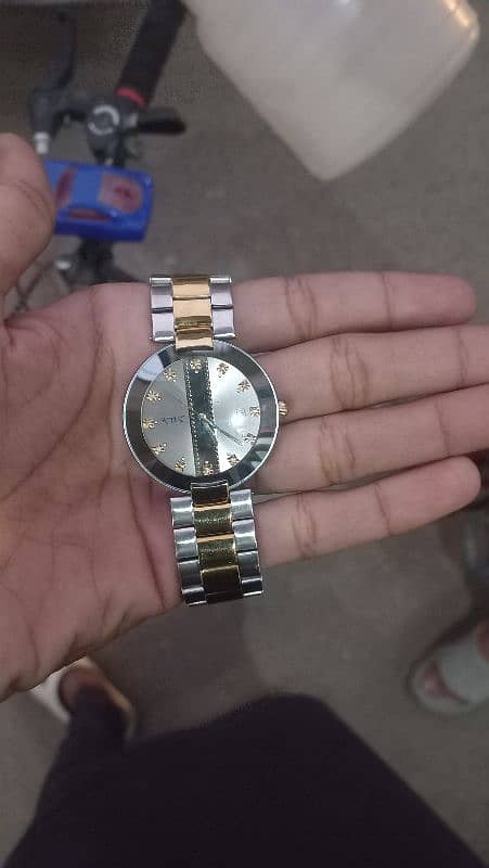 watch 0