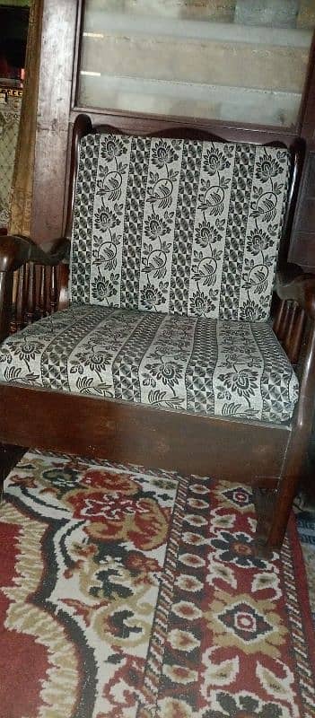 Sofa Set Urgent Sell 1