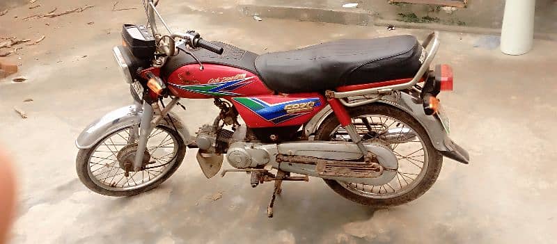 CD Honda 70 for sale 5