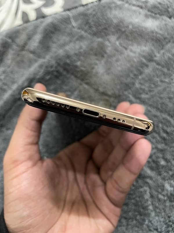 IPhone XS 64GB 03365158228 6