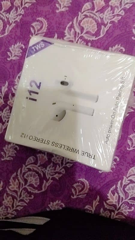 i12 airpods big offer discount only 1800 2