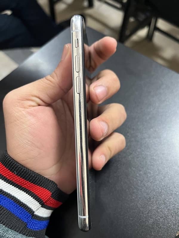 Apple Iphone X 256GB PTA Approved 4