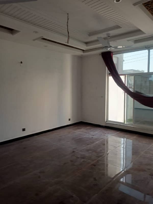 1 Kanal Independent Upper Portion For Rent 0