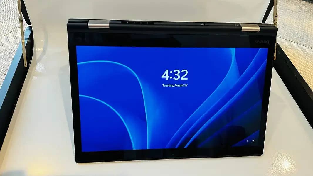 Lenovo Yoga Core i5 8th Gen~Ultra Slim & Pen Touch 360 Tablet/Laptop 1