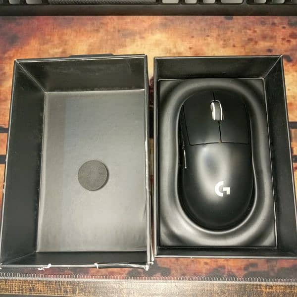 LOGITECH G Pro X Superlight • Wireless Gaming Mouse 1