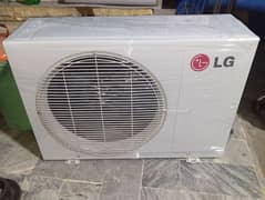 LG 1 Ton Ac Geniune Gas Locked Like New Ac