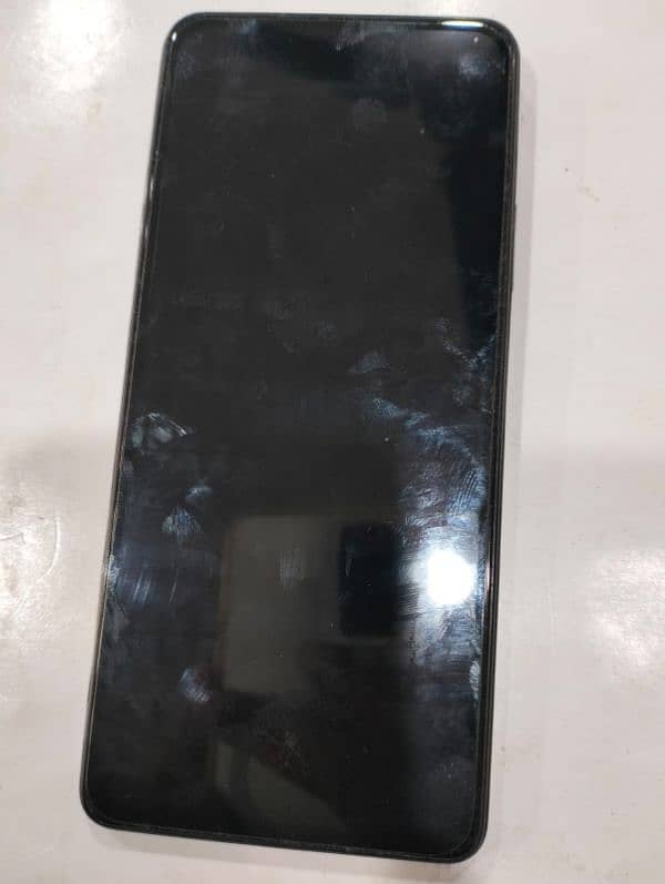 Tecno spark 20pro 8/256Gb in Black New Condition 3