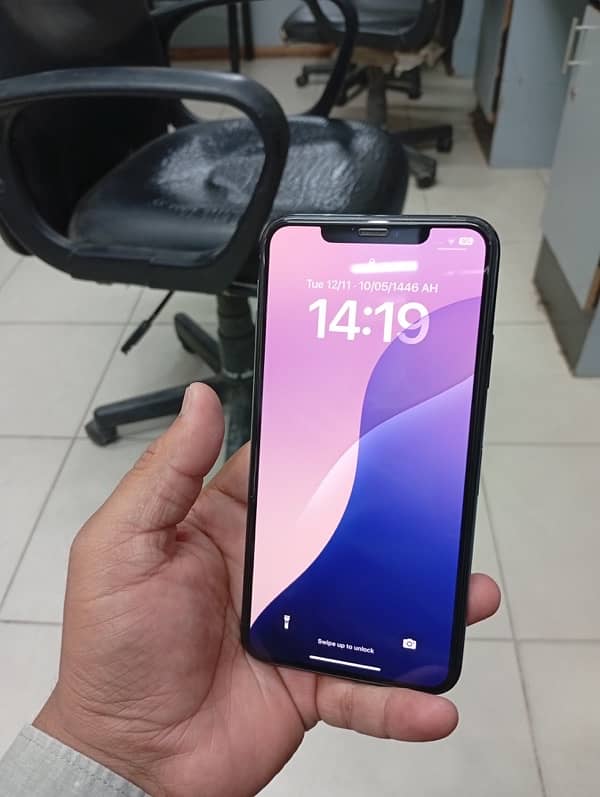 iphone 11 pro Max 64gb 1