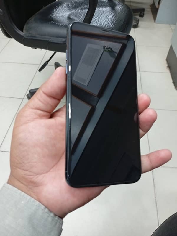 iphone 11 pro Max 64gb 15