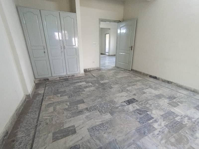 I-8. Markaz Office Space 1200 Square Space Available For Rent 4