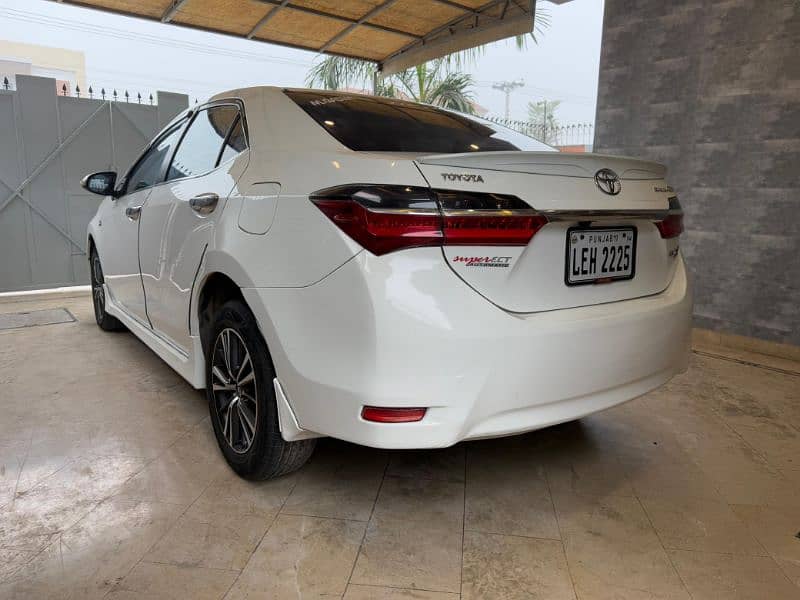 Toyota Corolla Altis 2019 1