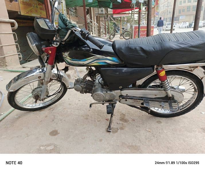 Dhoom bike 2010 model 70 cc best condition 0