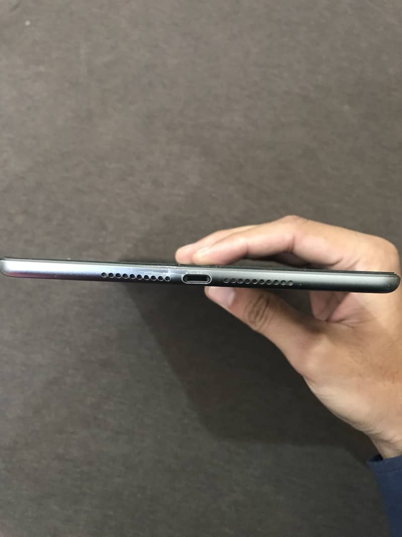 iPad mini 5 4