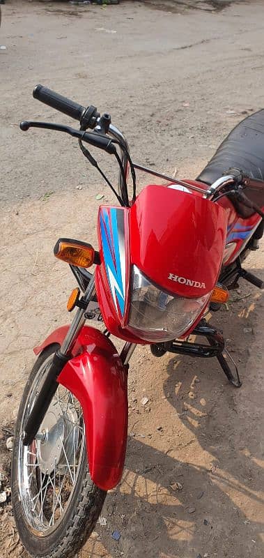 Honda prider CD100 9