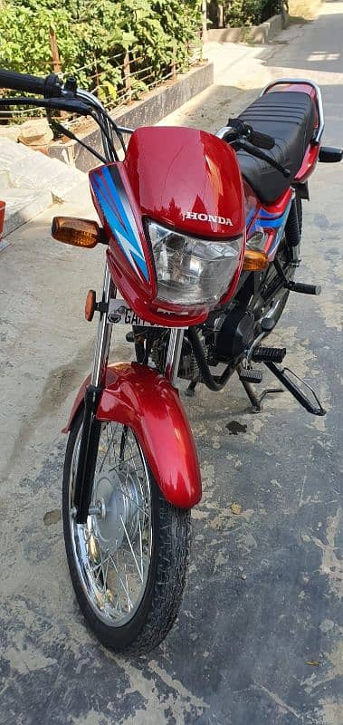 Honda prider CD100 12