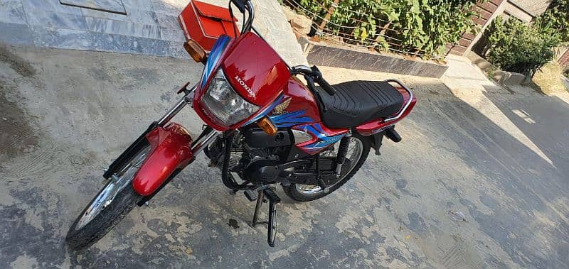 Honda prider CD100 13