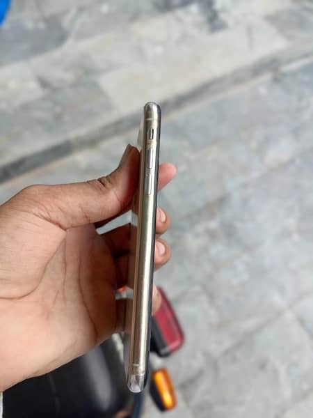 I phone x 64GB Non Pta 5