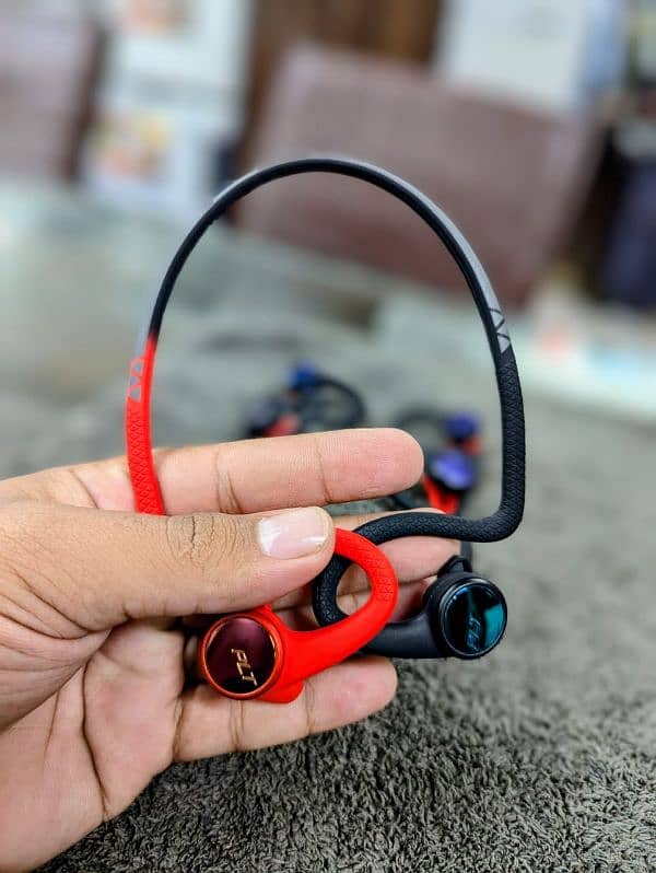 Plantronics BackBeat 2100 1