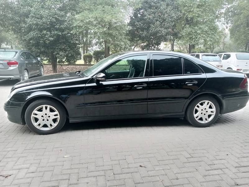 Mercedes E 200 Executive Class 10