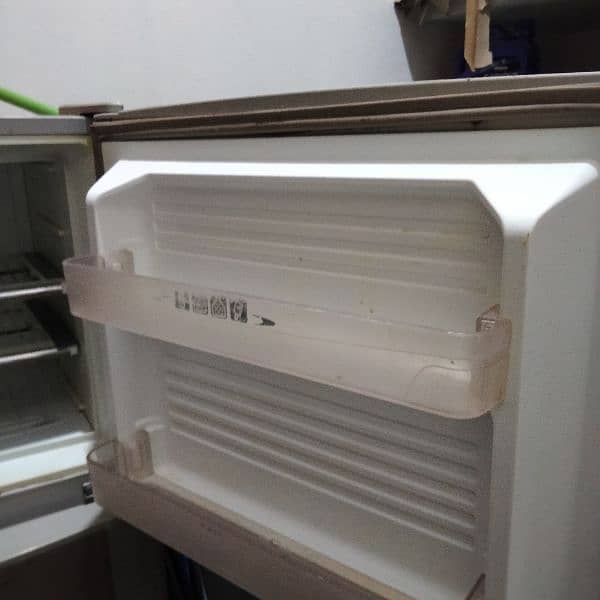 dawlance refrigerator 1