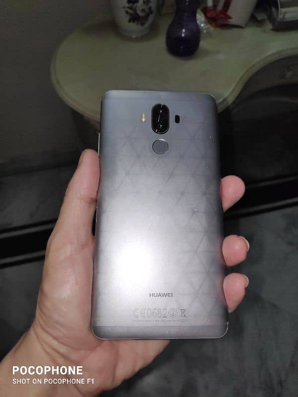 Huawei Mate 9 5