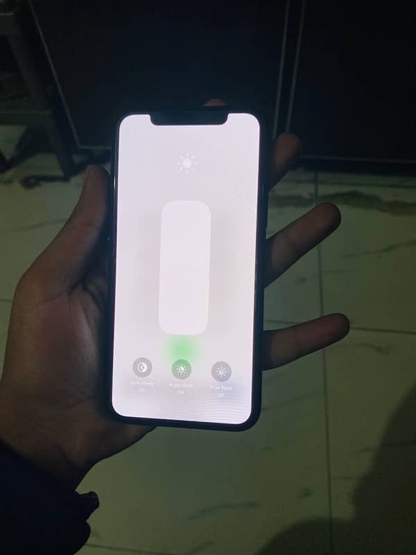 Iphone 11 pro 512gb NON PTA FACTORY UNLOCKED 2