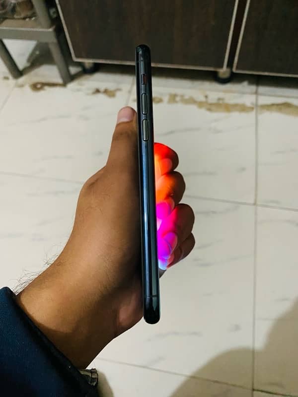 Iphone 11 pro 512gb NON PTA FACTORY UNLOCKED 4