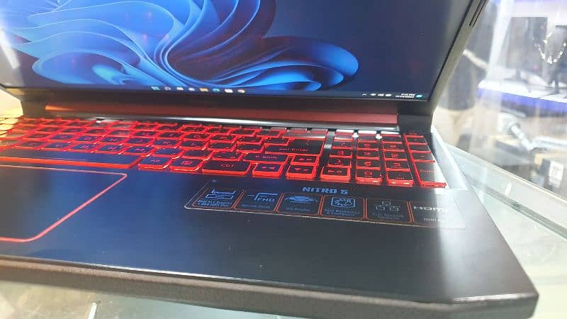 Acer Nitro 5 Gaming Laptop 9