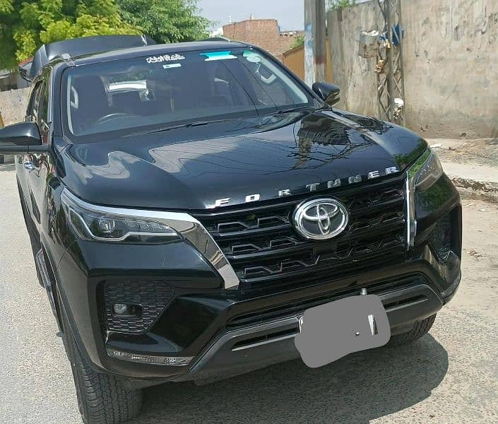 Toyota Fortuner 2021 bank leased 1