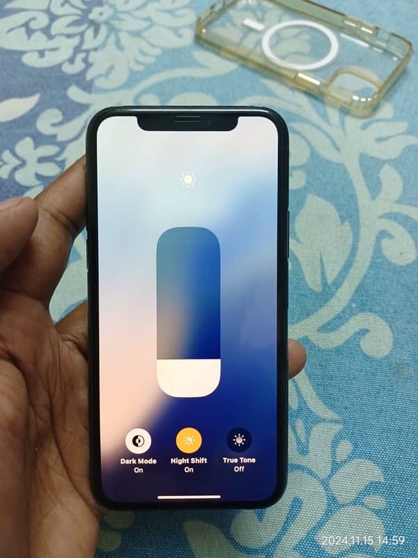 iphone 11pro 64 GB (94 H) 6